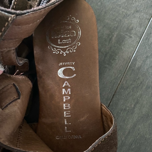 Jeffery Campbell Suede Gladiator Fringe Sandals with Adjustable Straps Size 8 - Picture 5 of 7